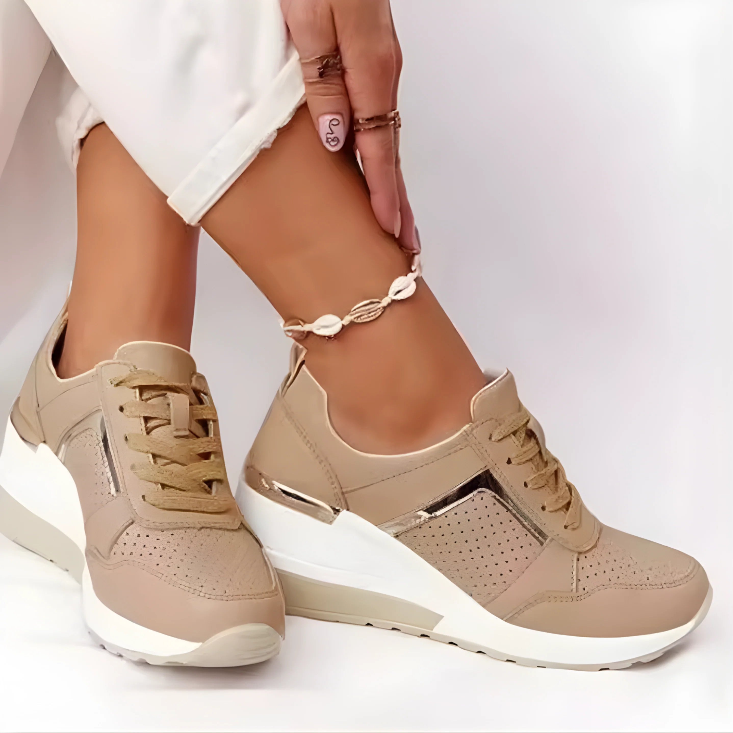 Sneaker Elevate con Dettaglio Animalier